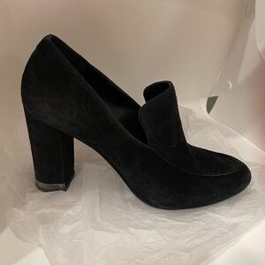 Size 9, Michael Kors Valerie Loafer pumps, Black, Suede